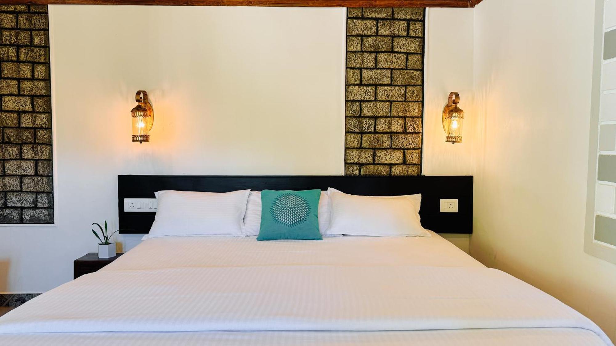 Calm Shack - 2 Bedroom-Boutique Farm Stay مونار المظهر الخارجي الصورة