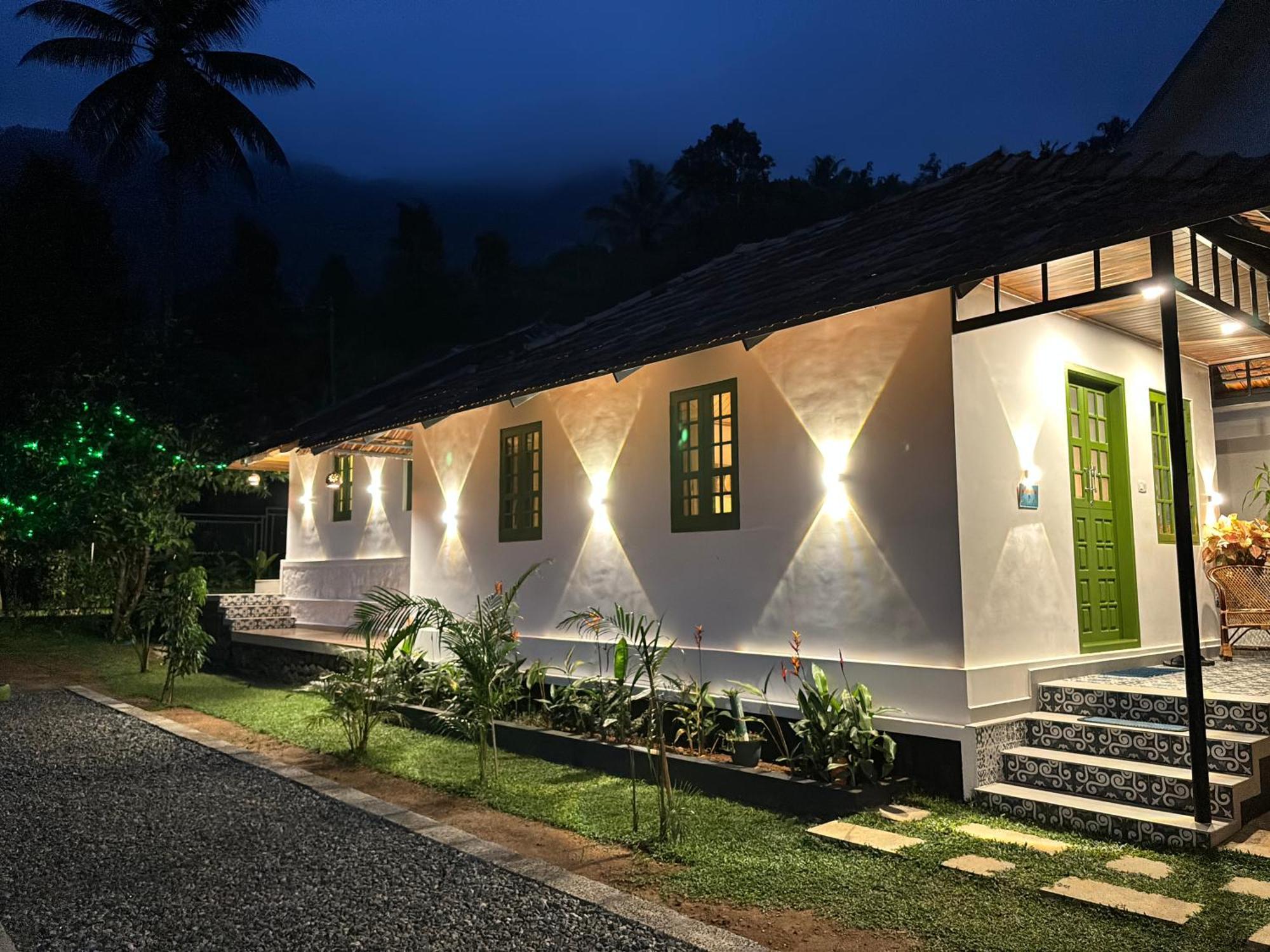 Calm Shack - 2 Bedroom-Boutique Farm Stay مونار المظهر الخارجي الصورة