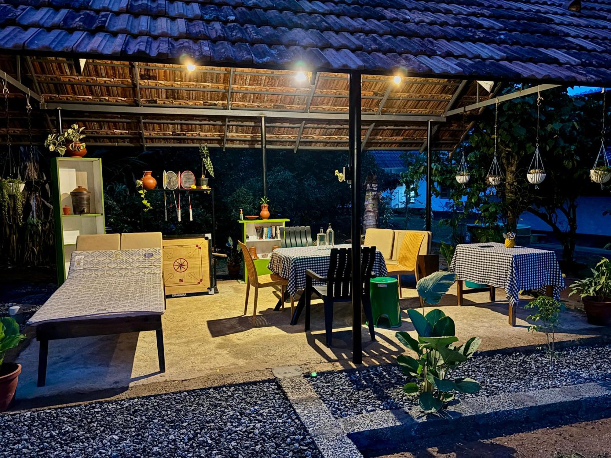 Calm Shack - 2 Bedroom-Boutique Farm Stay مونار المظهر الخارجي الصورة