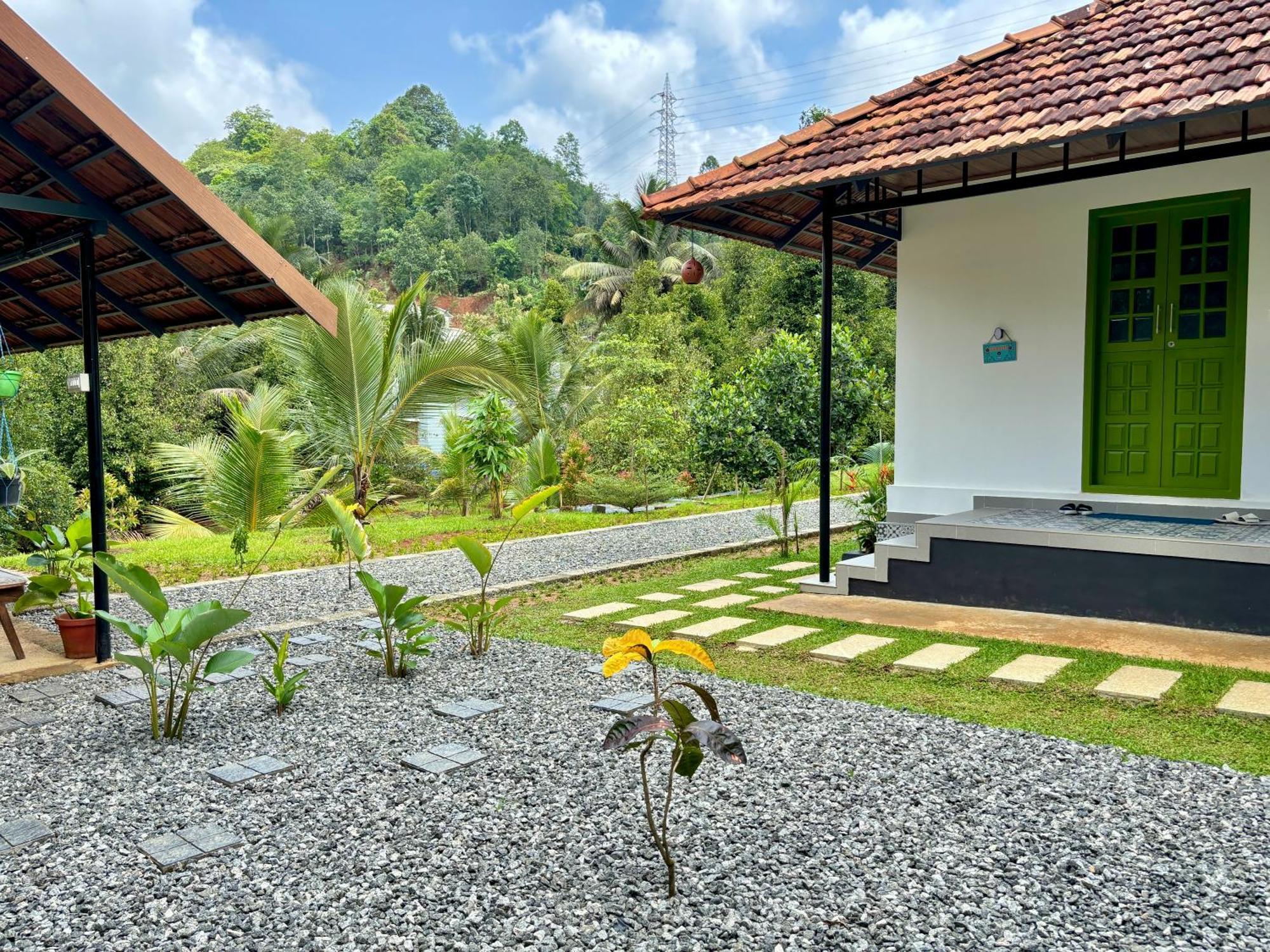 Calm Shack - 2 Bedroom-Boutique Farm Stay مونار المظهر الخارجي الصورة