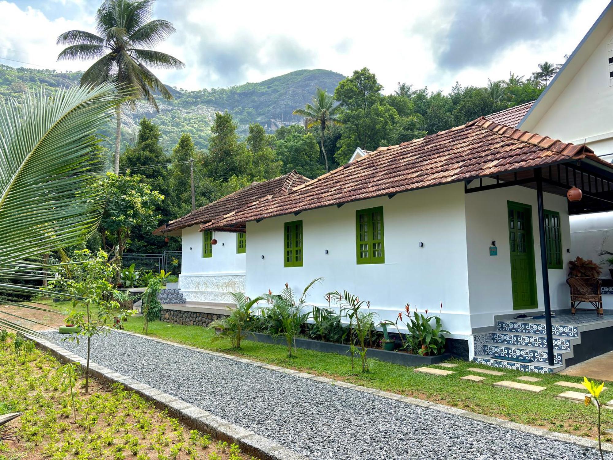Calm Shack - 2 Bedroom-Boutique Farm Stay مونار المظهر الخارجي الصورة